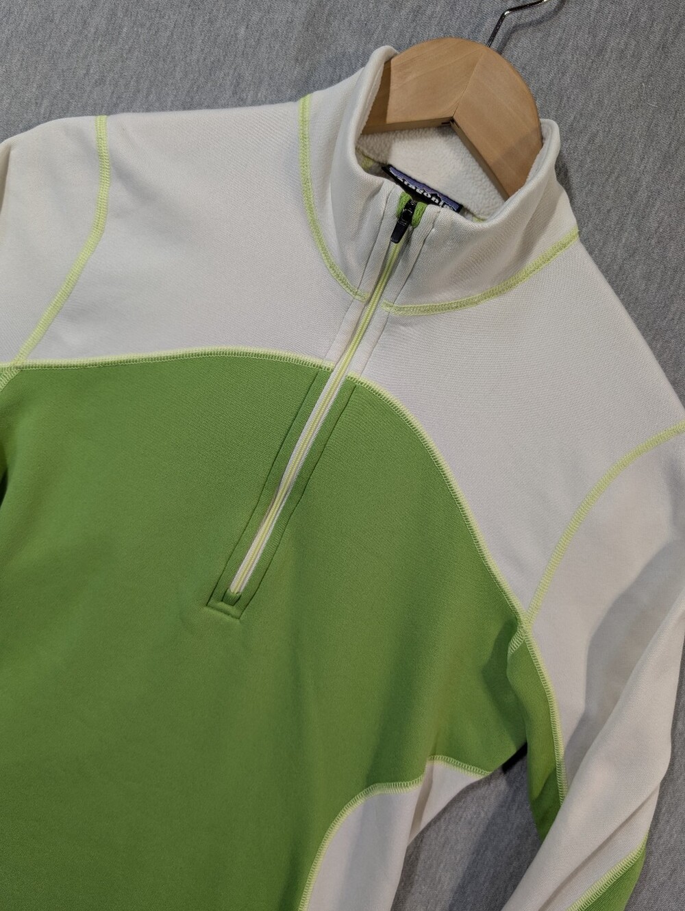 Patagonia Capilene Quarter Zip Pullover Sweater Women's Small Cream Green